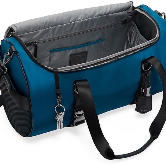 Tumi Voyageur Misty Duffle Bag - Picture 6 of 12